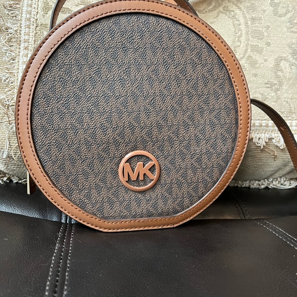 Michael kors shoulder bag - Picture 1 of 7